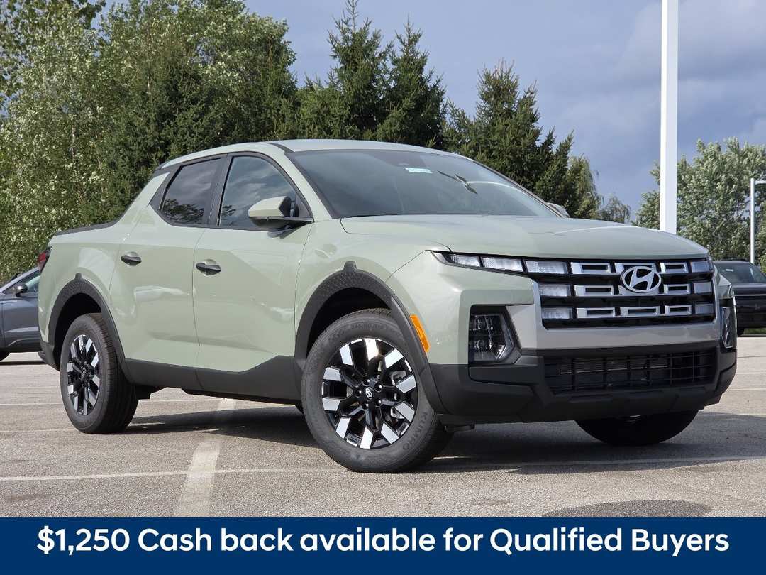 2027 Hyundai Santa Cruz SE - Image 2