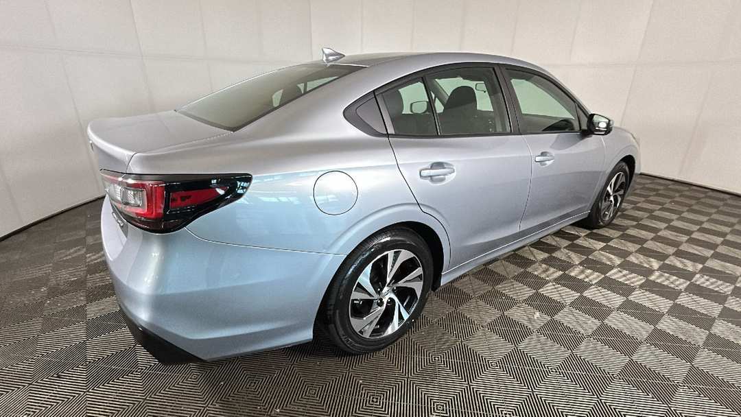 2025 Subaru Legacy Premium - Image 3
