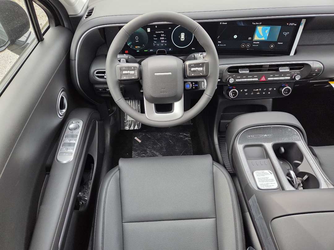 2027 Hyundai Palisade Hybrid SEL - Image 3