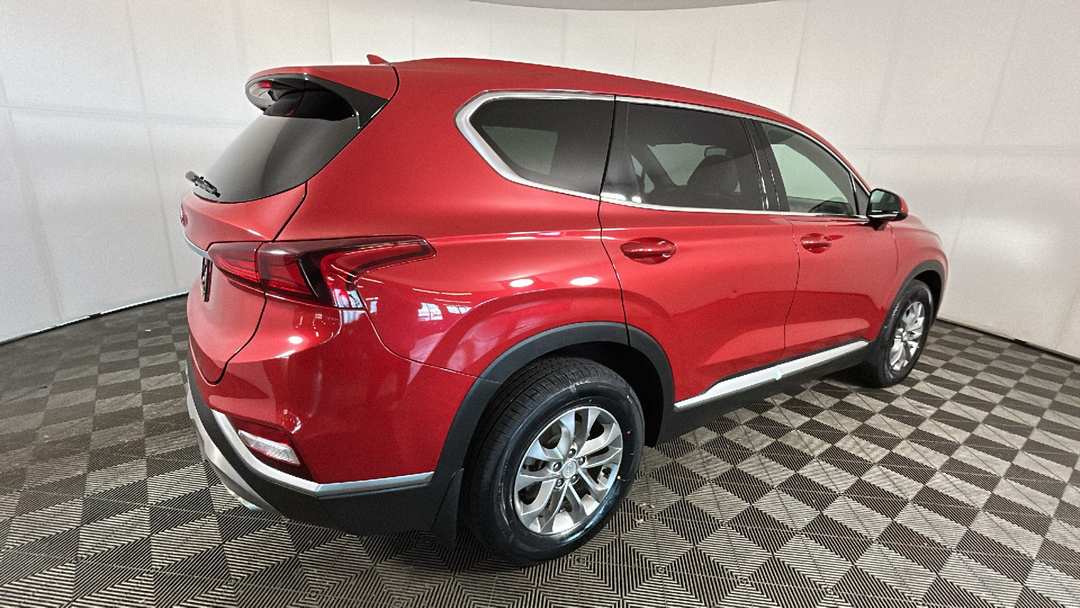 2019 Hyundai Santa Fe SEL - Image 3