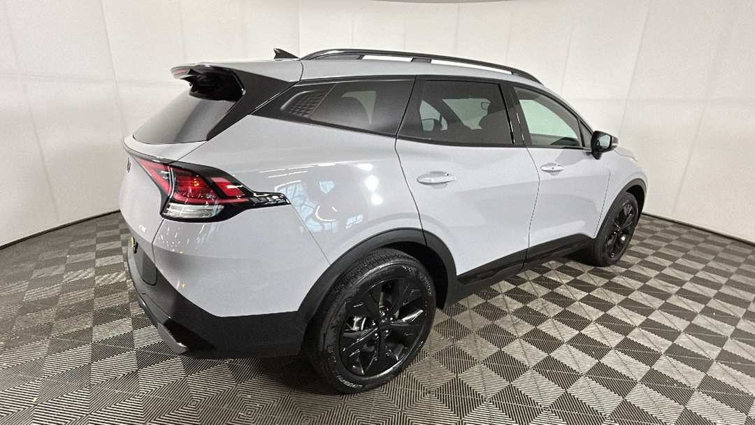 2025 Kia Sportage XLine - Image 3