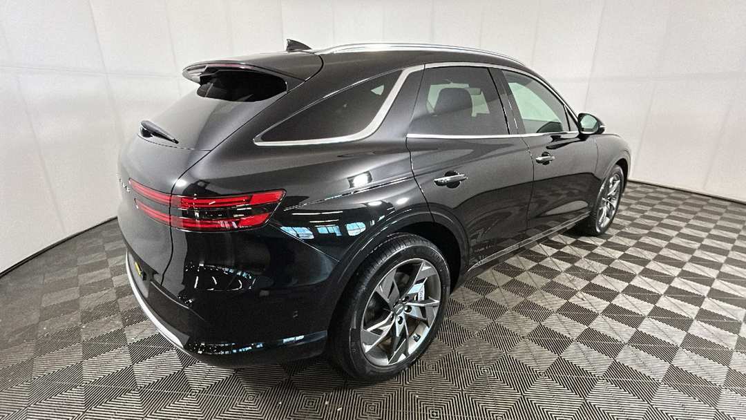 2025 Genesis Electrified Gv70 Advanced - Image 3