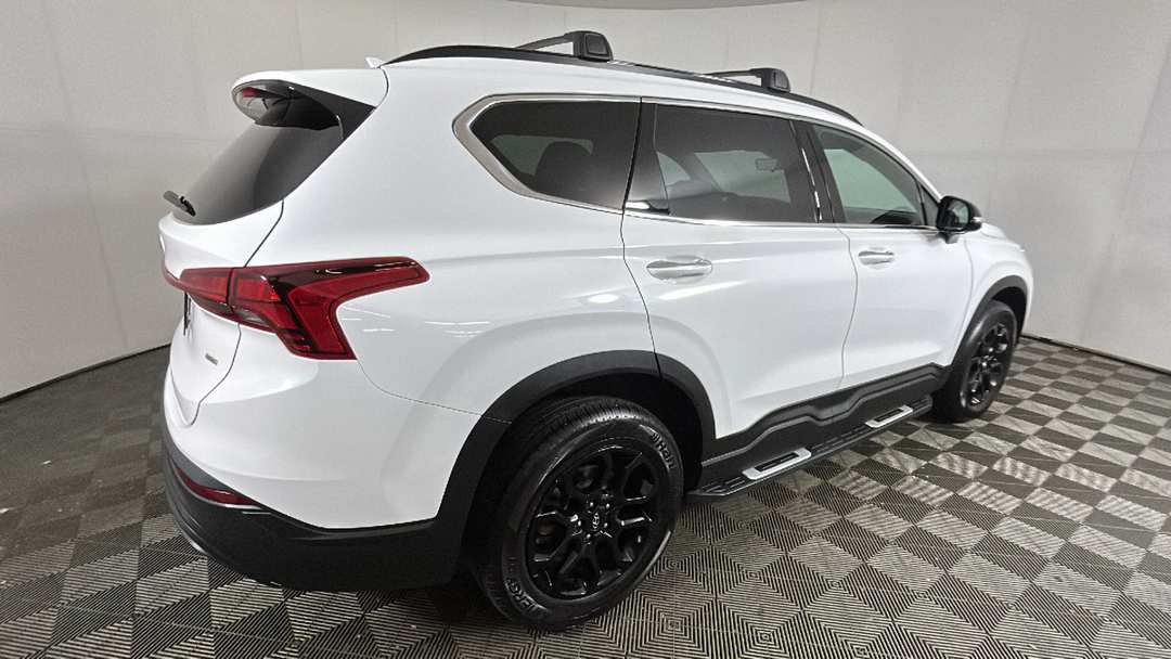 2023 Hyundai Santa Fe XRT - Image 3