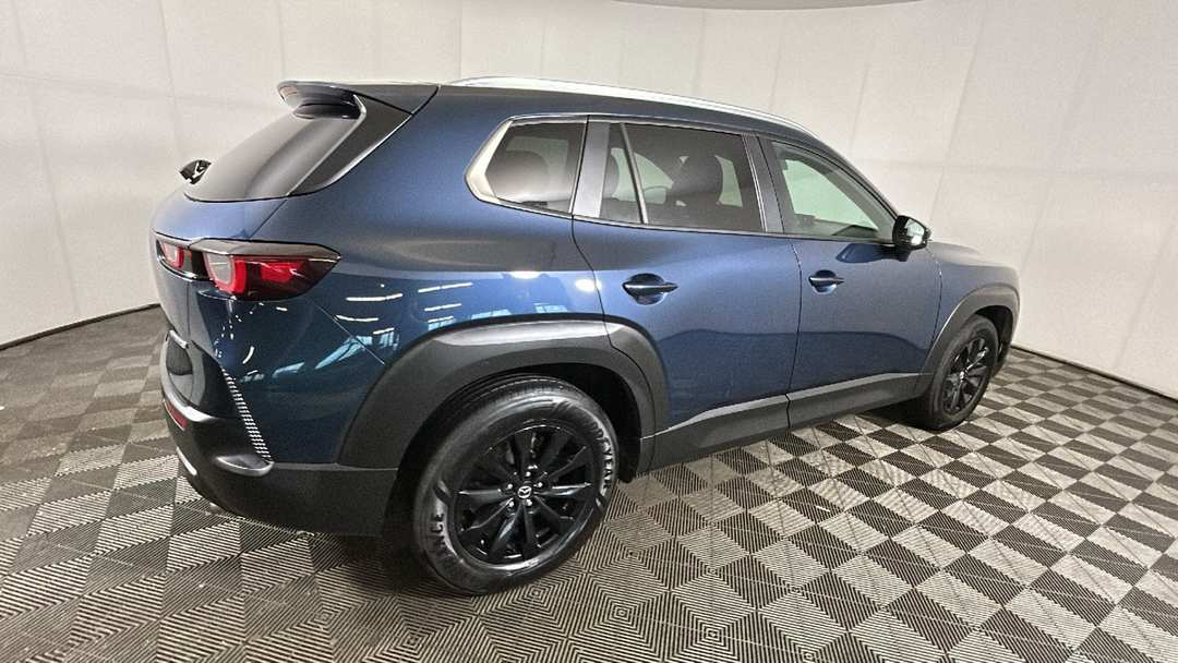 2025 MAZDA Cx-50 2.5 S Preferred Package - Image 3