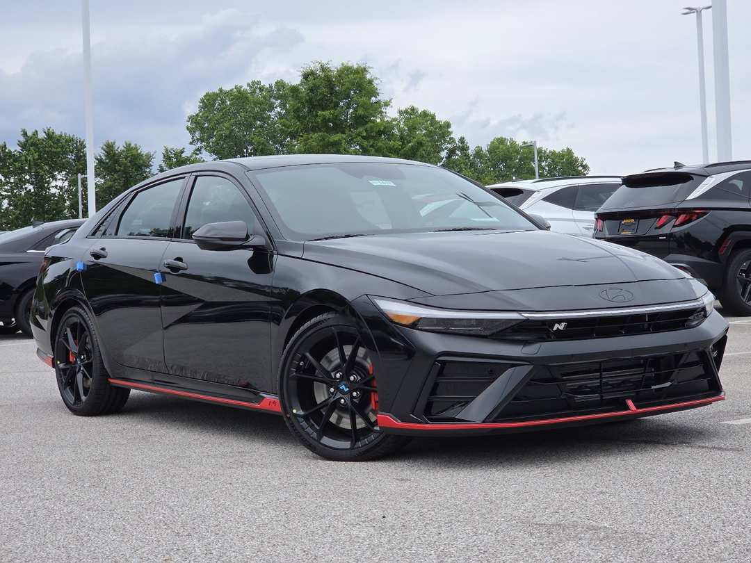 2026 Hyundai Elantra N Base - Image 2