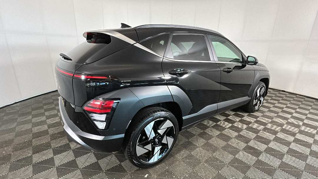 2025 Hyundai Kona Limited - Image 3