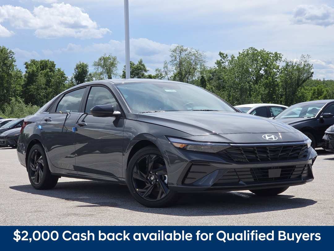 2026 Hyundai Elantra SEL Sport - Image 2