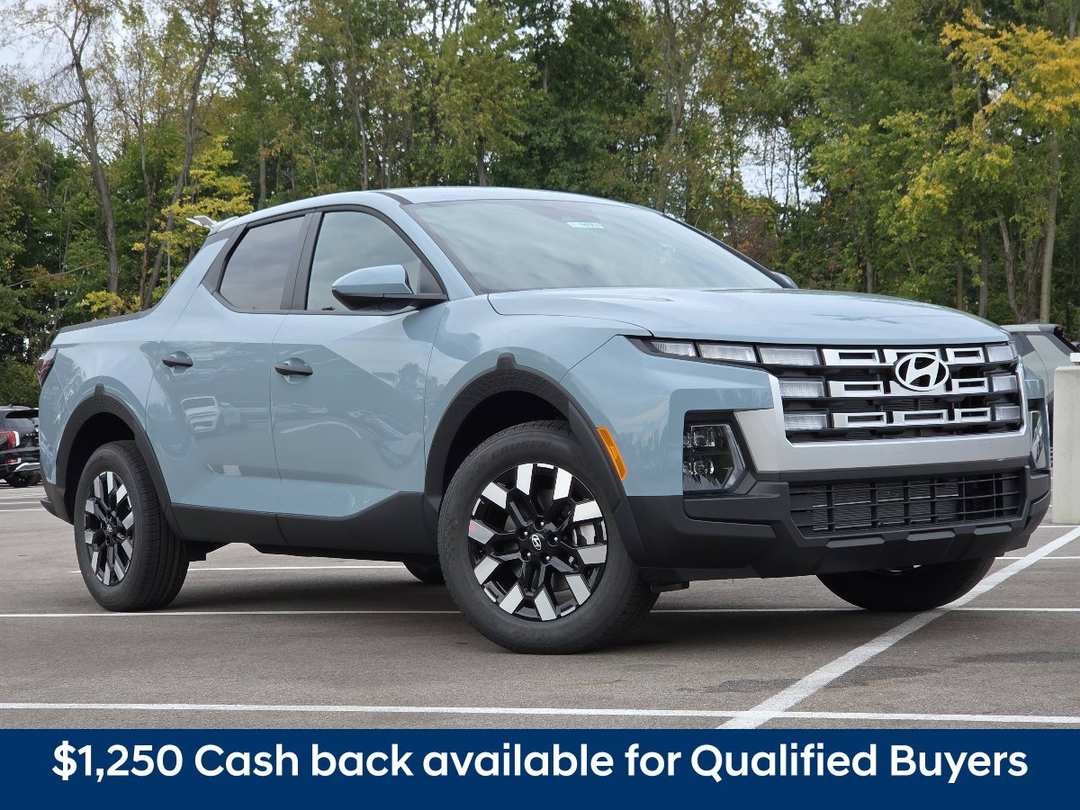 2027 Hyundai Santa Cruz SE - Image 2