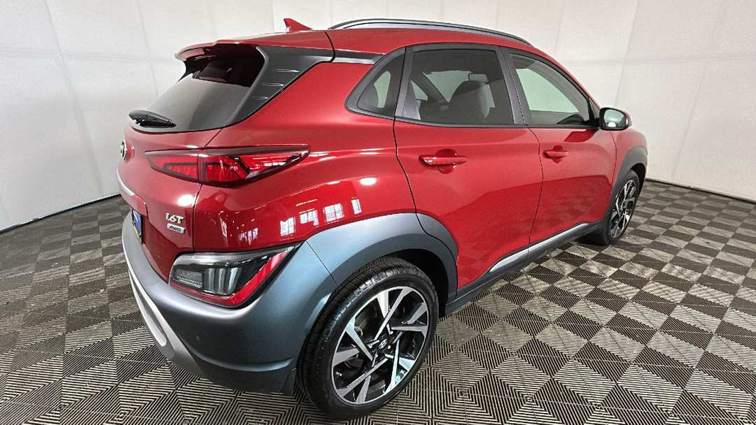 2022 Hyundai Kona Limited - Image 3