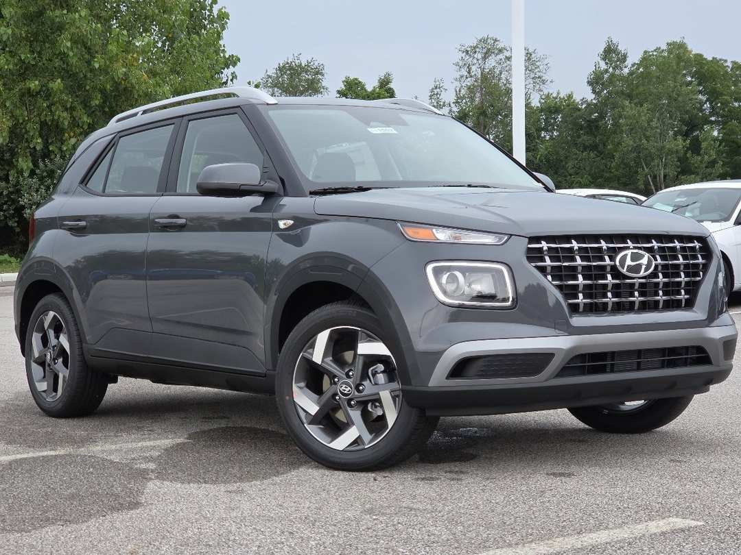 2026 Hyundai Venue SEL - Image 2