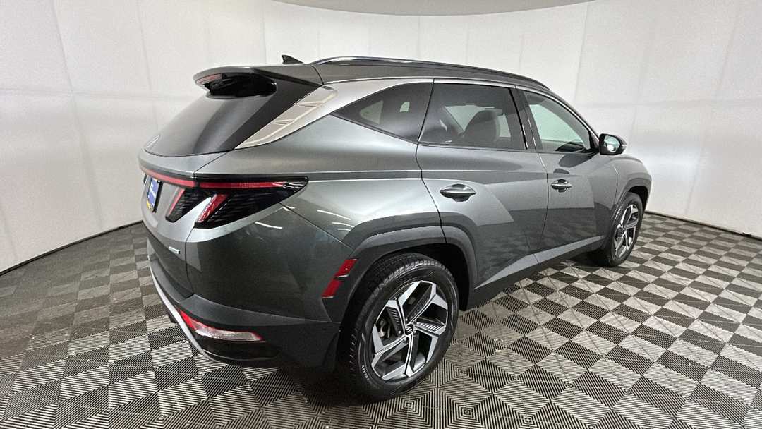 2022 Hyundai Tucson Limited - Image 3