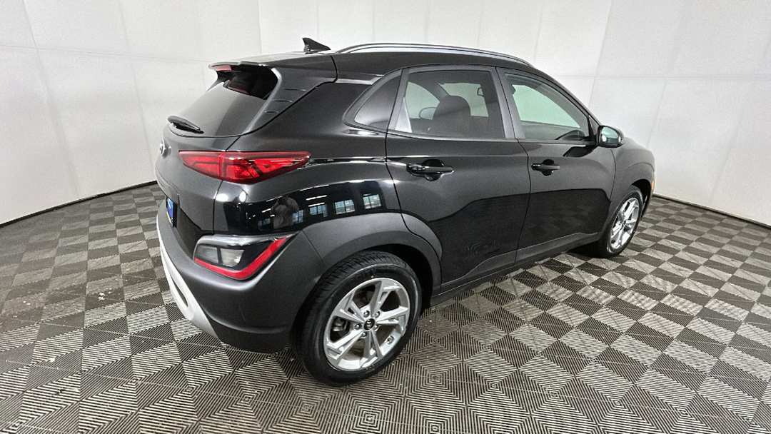 2023 Hyundai Kona SEL - Image 3