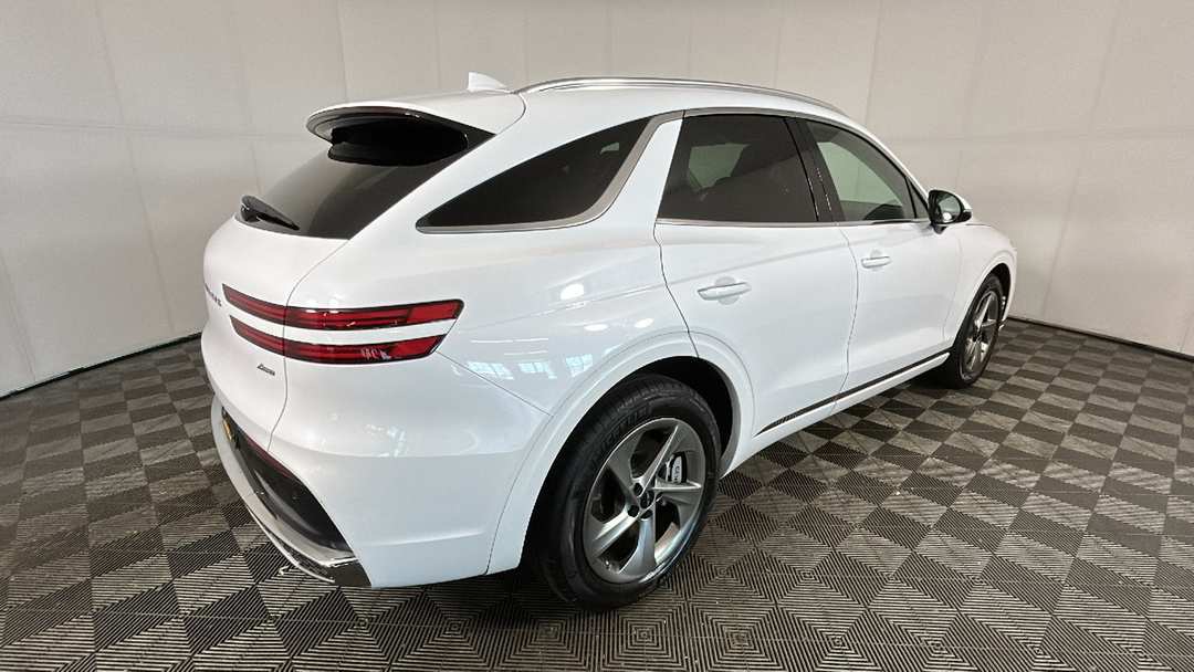 2026 Genesis Gv70 2.5T - Image 3