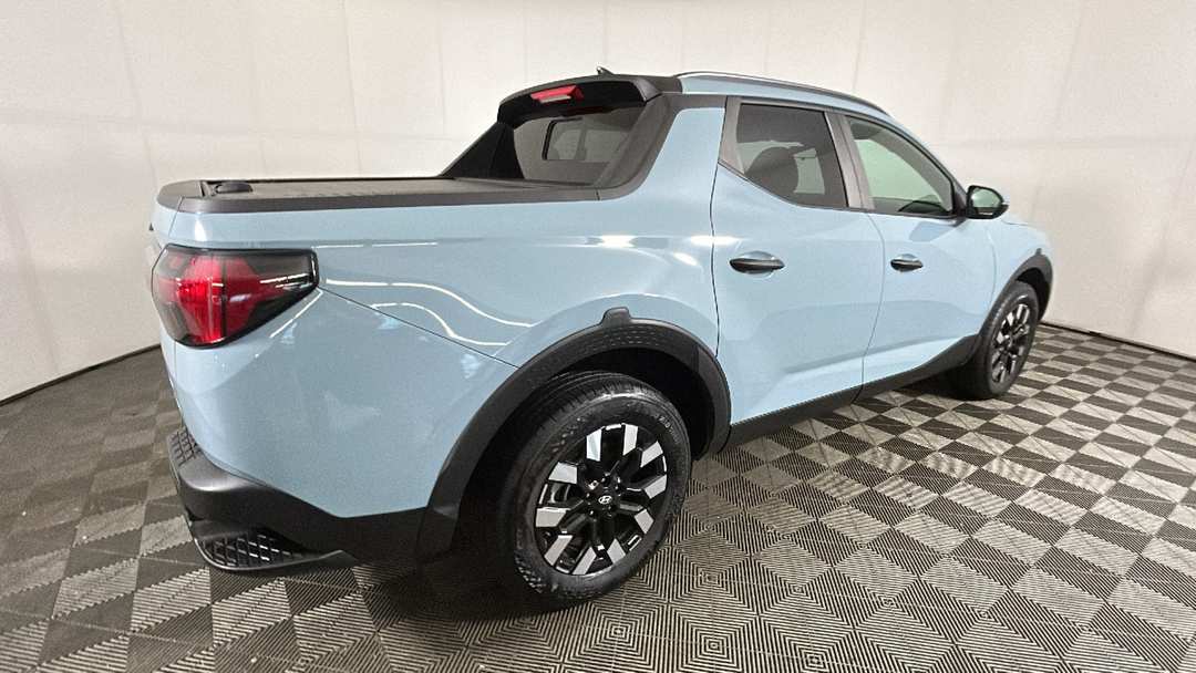 2025 Hyundai Santa Cruz SEL - Image 3