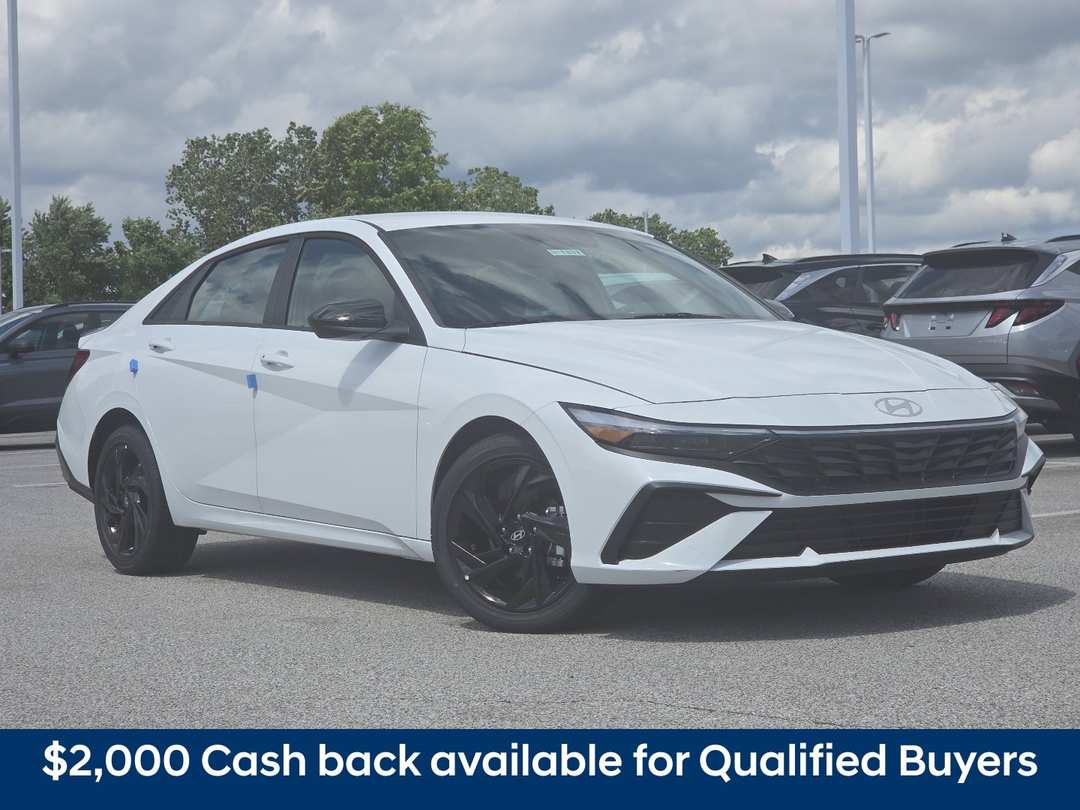 2026 Hyundai Elantra SEL Sport - Image 2